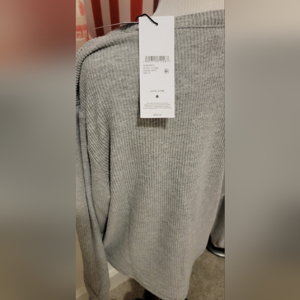 Nwt...Ugg Maxwell Henley. - image 2